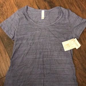 LulaRoe Classic T.